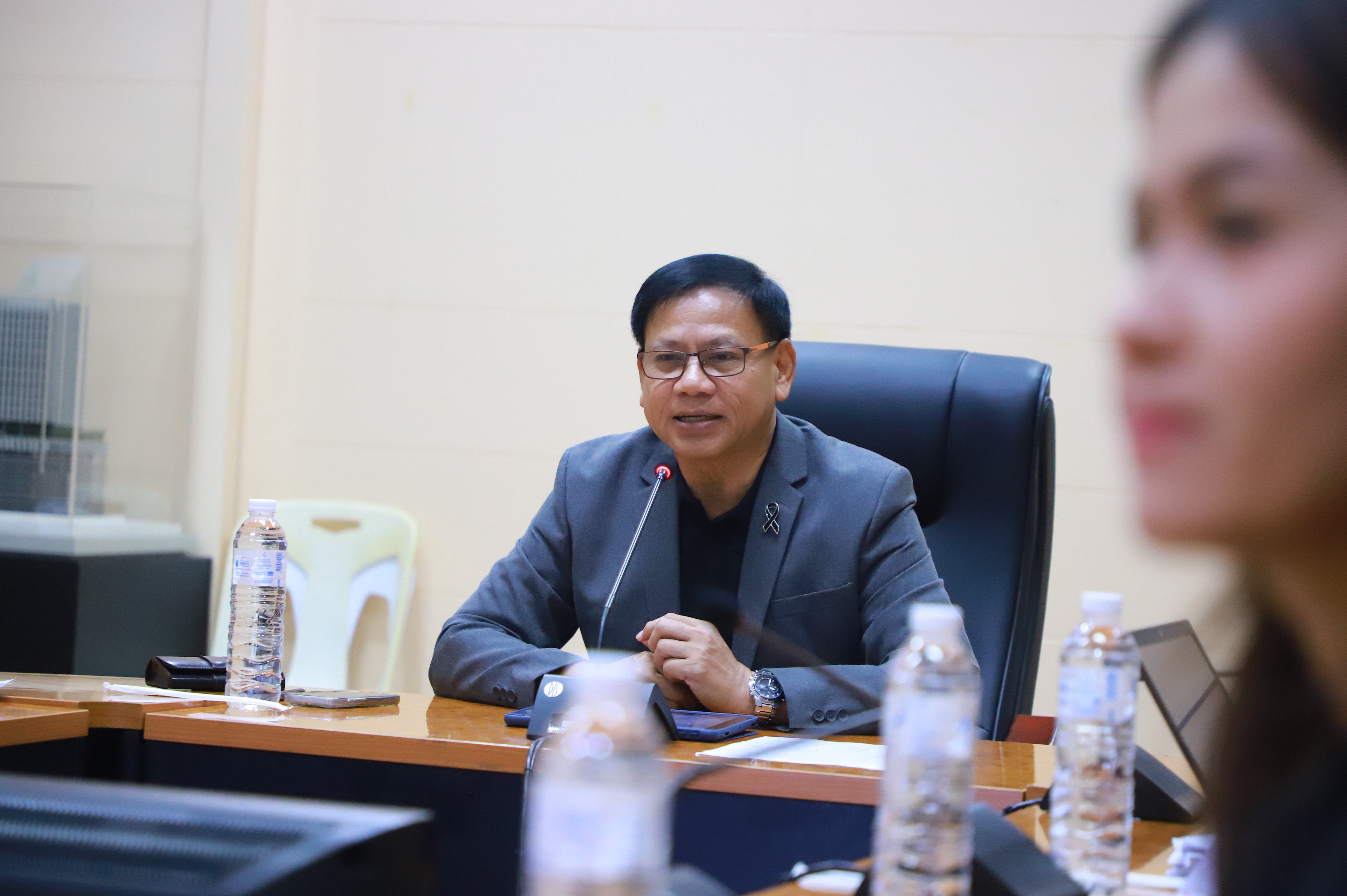 title - ส.ป.ก. เข้าร่วมการปฐมนิเทศนักศึกษาโครงการผลิตและพัฒนากำลังคุณภาพสูง เพื่อรองรับอัตรากำลังที่ขาดแคลนก่อนเข้ารับการฝึกอาชีพในส่วนราชการภายใต้ความร่วมมือและประชุมปรับแผนการฝึกอาชีพ